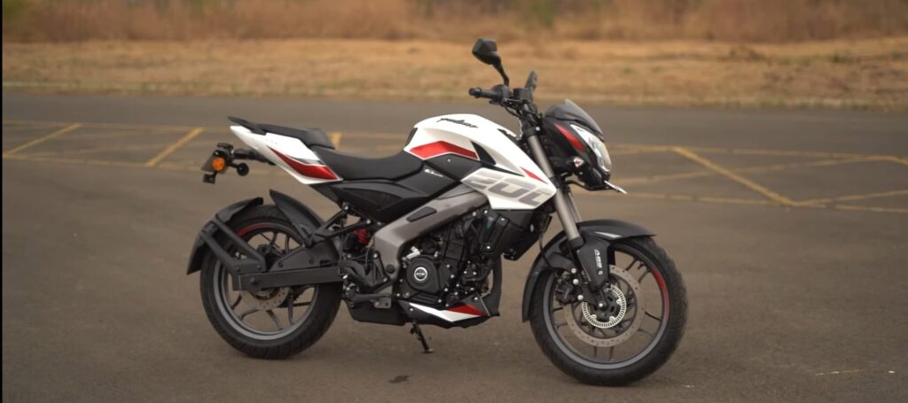 Bajaj Pulsar NS200 Engine